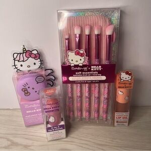 🩷 The Crème Shop x Hello Kitty Make Up Brushes And Lip Care Bundle Brand New 🩷